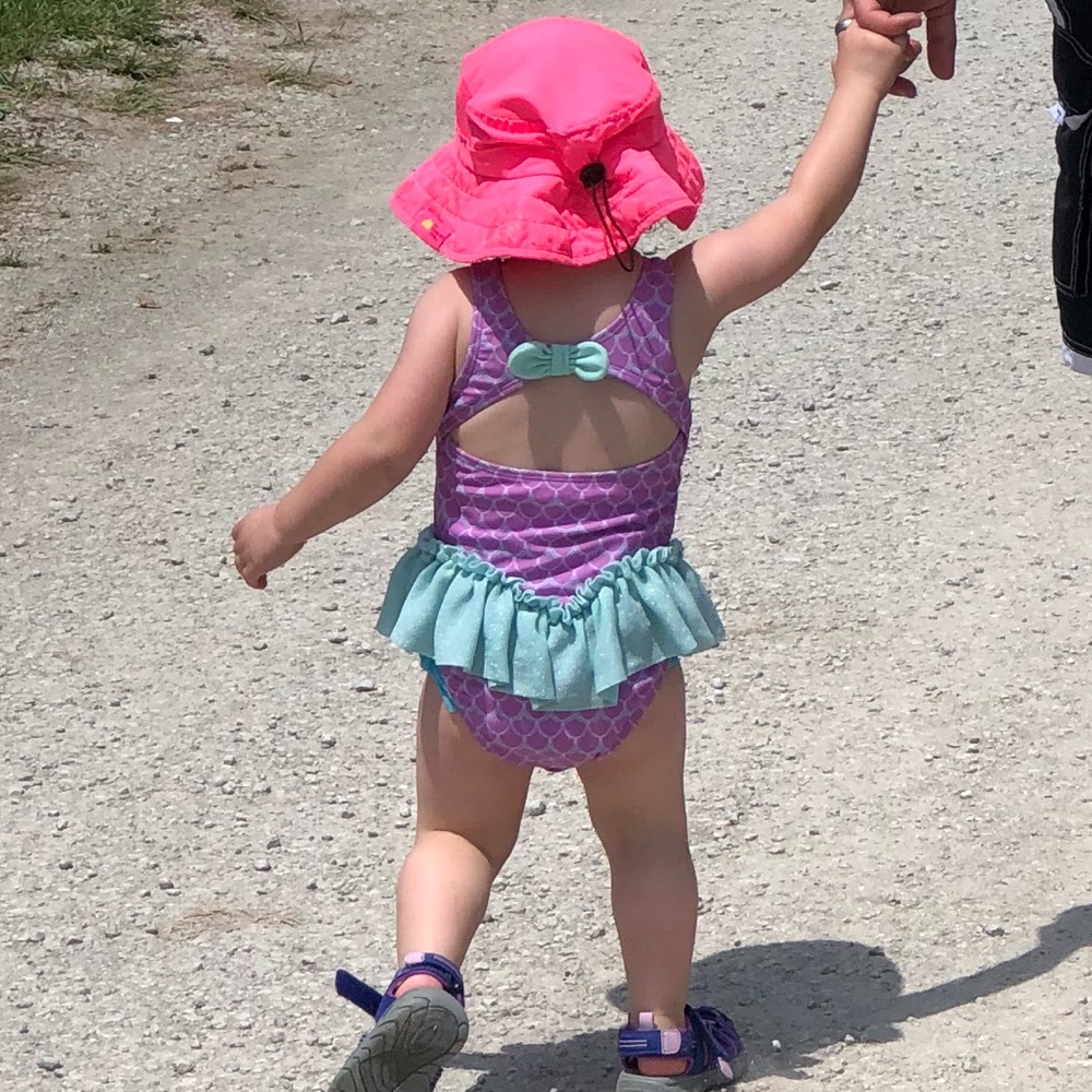 Girls Mermaid swimsuit! Purple aqua 18M